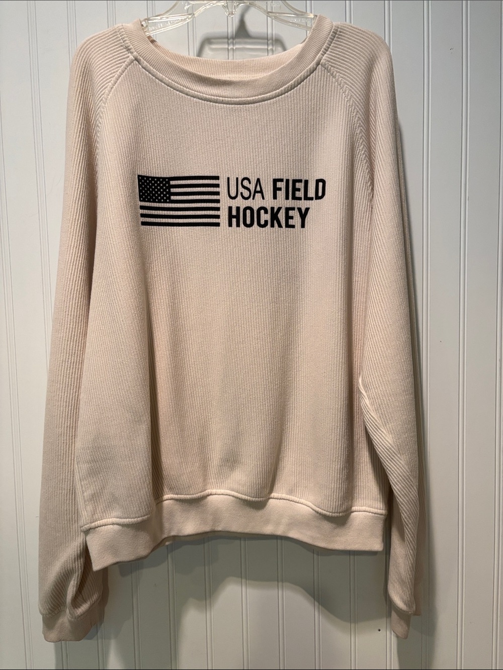 USA Field Hockey CreamRibbed Texture Women's Oversized Crew Neck Sweatshirt Sz M